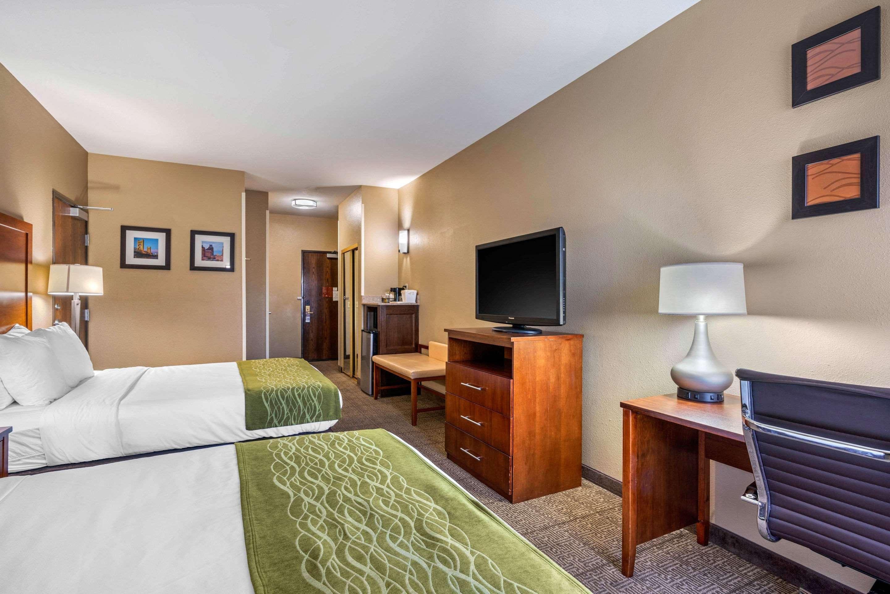 Comfort Inn & Suites Sacramento - University Area Exteriér fotografie