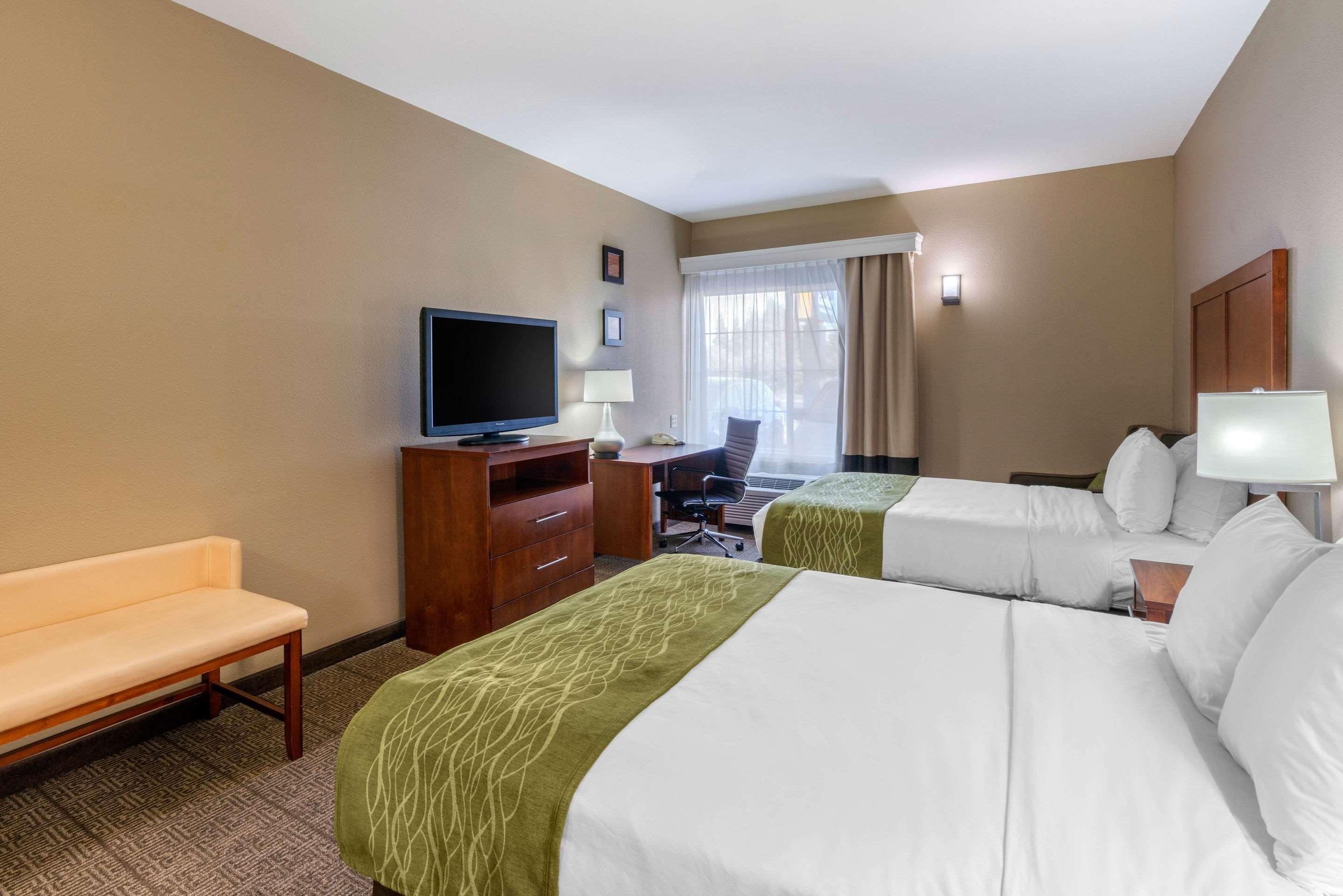 Comfort Inn & Suites Sacramento - University Area Exteriér fotografie