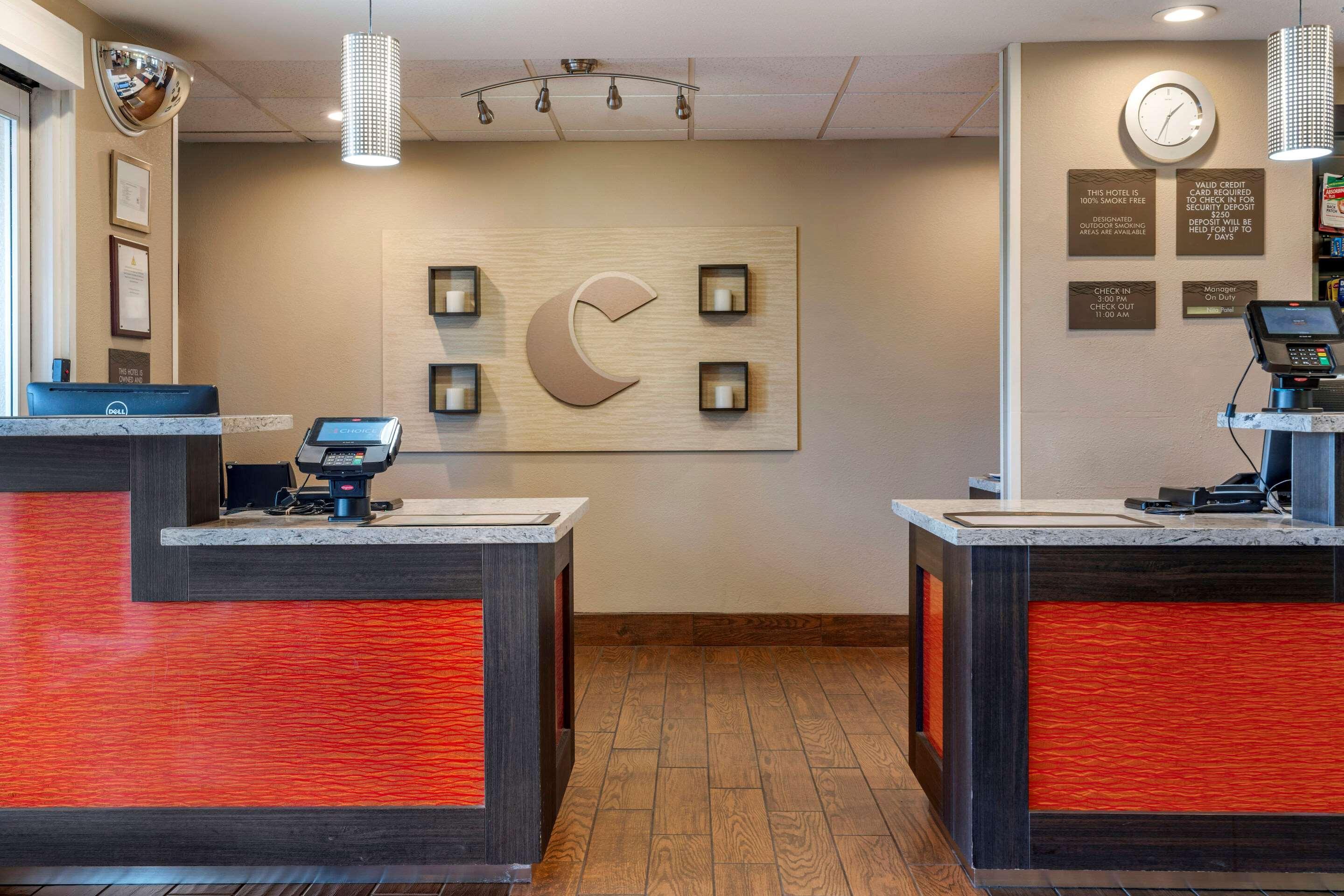 Comfort Inn & Suites Sacramento - University Area Exteriér fotografie