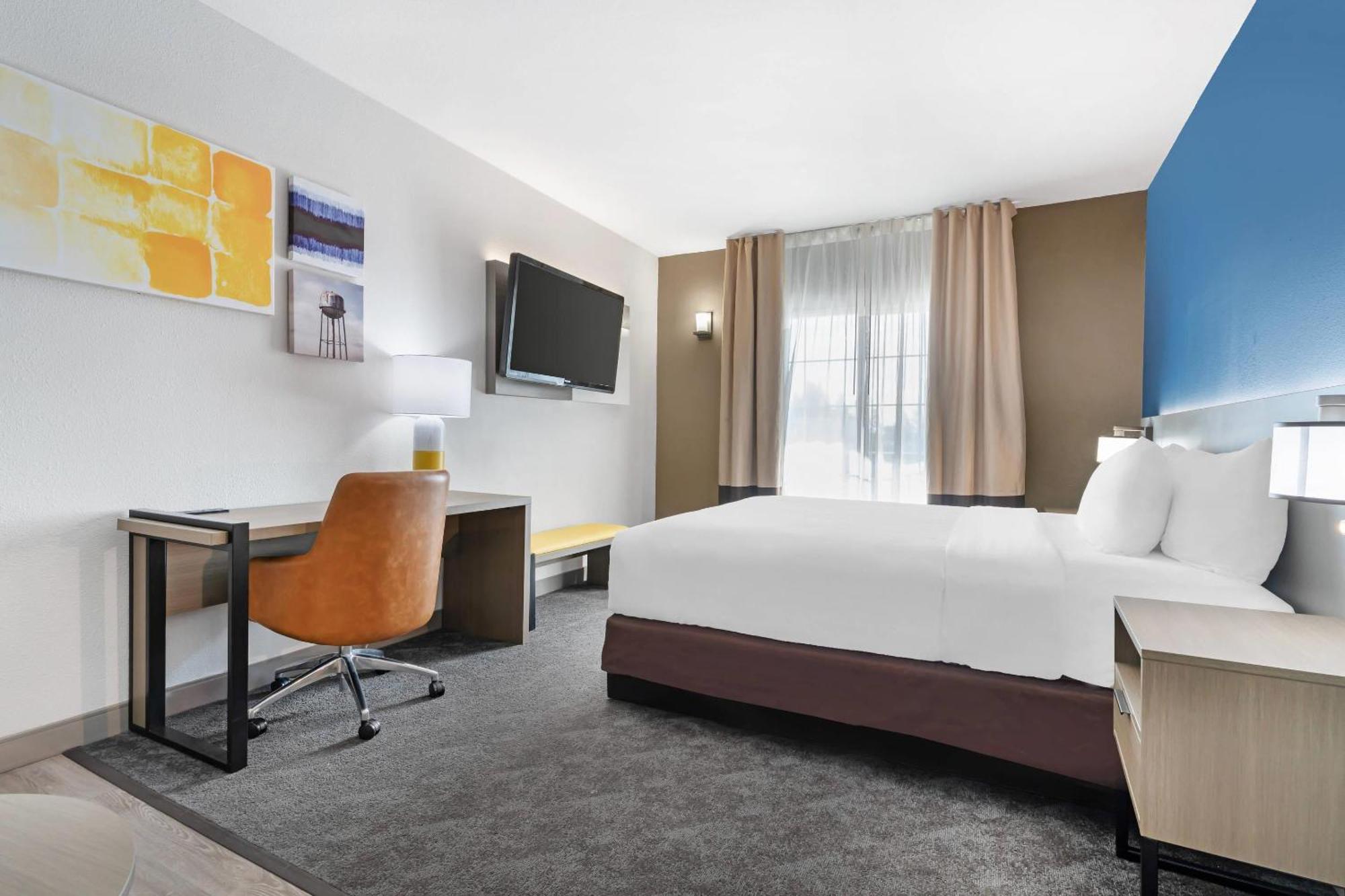 Comfort Inn & Suites Sacramento - University Area Exteriér fotografie