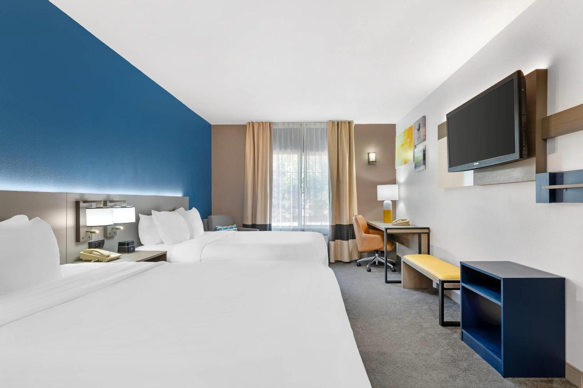 Comfort Inn & Suites Sacramento - University Area Exteriér fotografie