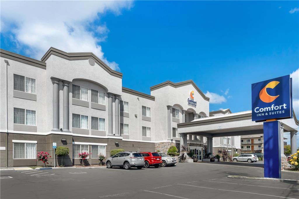 Comfort Inn & Suites Sacramento - University Area Exteriér fotografie